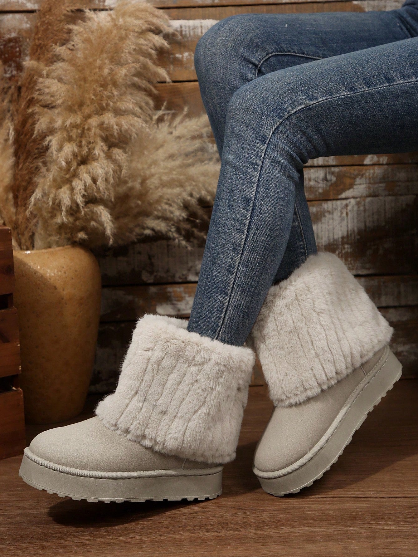 Soft beige winter warm boots for women with fluffy cuffs, perfect for cozy comfort