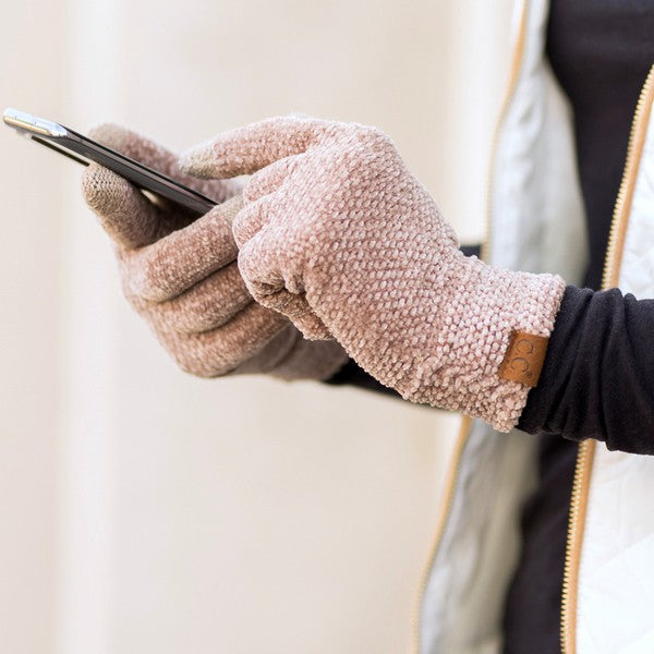 Shophouse Northwest beige chenille touch screen gloves worn using smartphone soft textured winter gloves