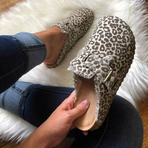 Leopard print comfortable slip on clogs for women, perfect for casual wear and indoor lounging