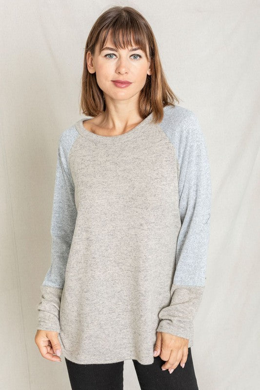 Shophouse Northwest plus size two tone raglan tunic beige body with light gray sleeves long sleeve sweater