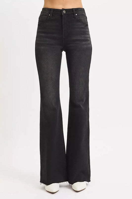 Trendsi plus size high rise flare jeans in black with a flattering fit and stylish flair