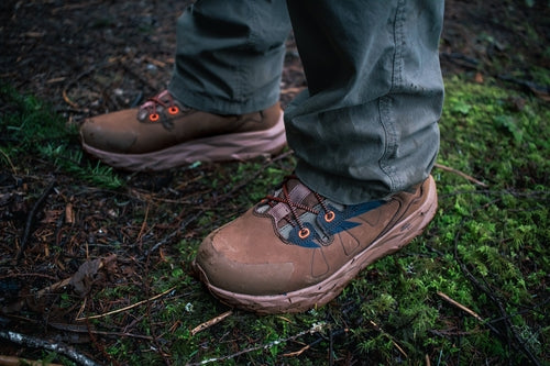 ROCKROOSTER Farmington brown boots designed for comfort and durability in outdoor settings