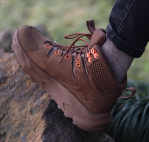 ROCKROOSTER Farmington brown boots designed for comfort and durability during outdoor adventures