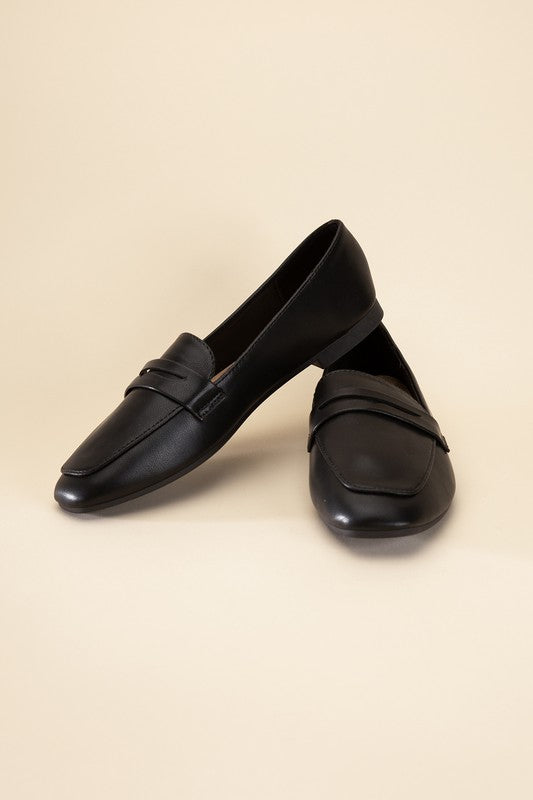 Shophouse Northwest Harriet-8 slip on penny flats shoes in black leather for everyday wear