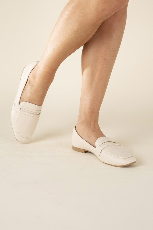 Shophouse Northwest Harriet-8 slip on penny flats shoes in ivory leather classic low heel flat