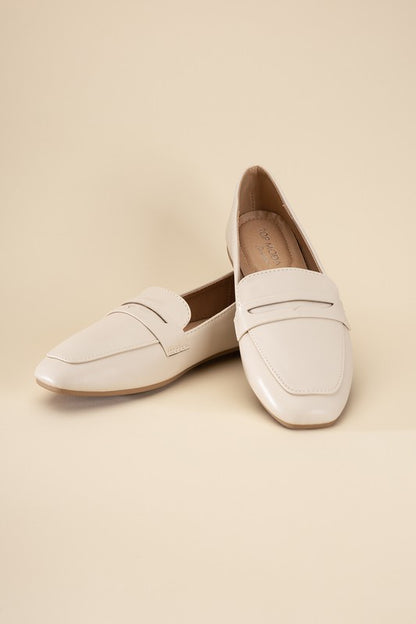 Shophouse Northwest cream leather Harriet-8 slip on penny flats shoes with square toe and low heel for everyday wear